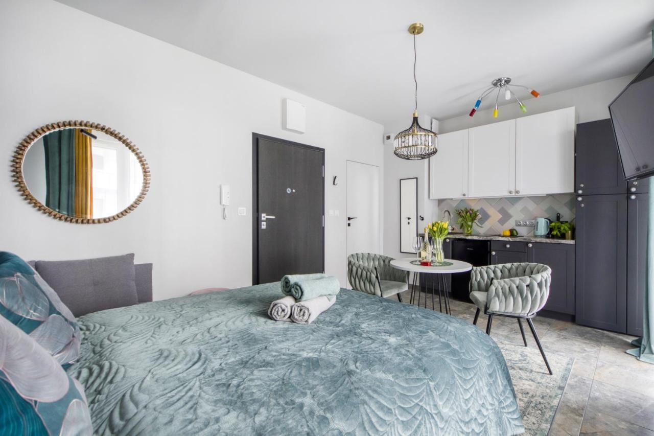 Apartamenty Metropark Krzemieniecka-Lux Varşovia Exterior foto